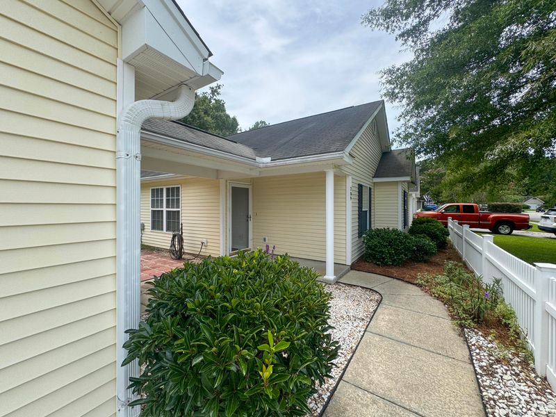 209 Moon Dance Ln, Summerville, SC 29483