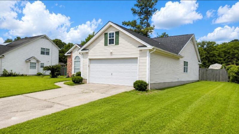 116 Millburgh Ln, Goose Creek, SC 29445