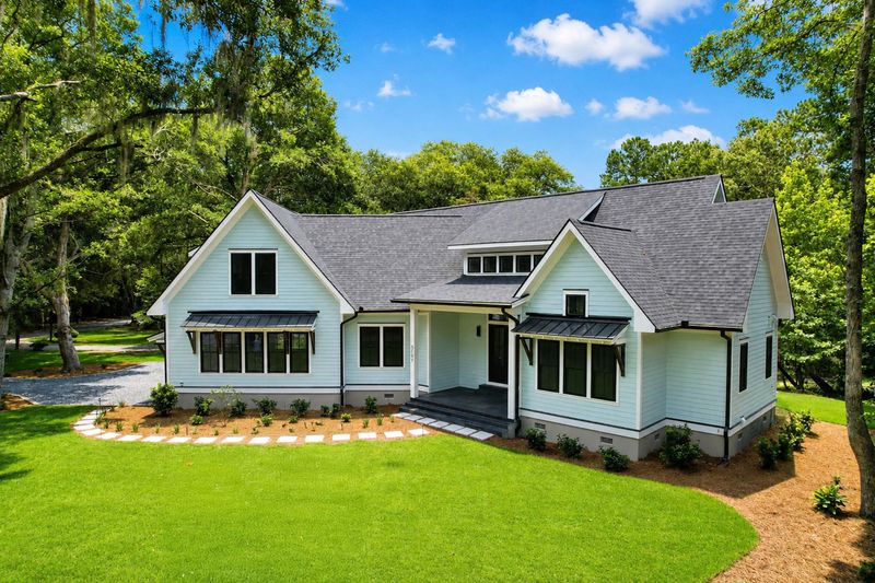 5197 Stablegate Ln, Hollywood, SC 29449