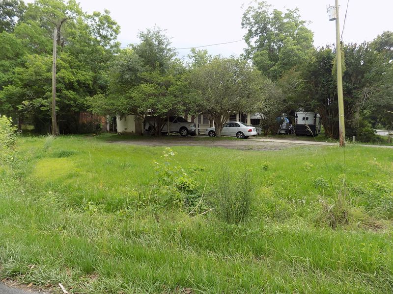 571 Main Rd, Johns Island, SC 29455