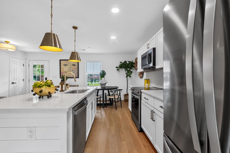 1 Rice Ct, Charleston, SC 29407