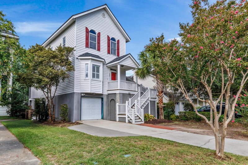 819 Harbor Place Dr, Charleston, SC 29412