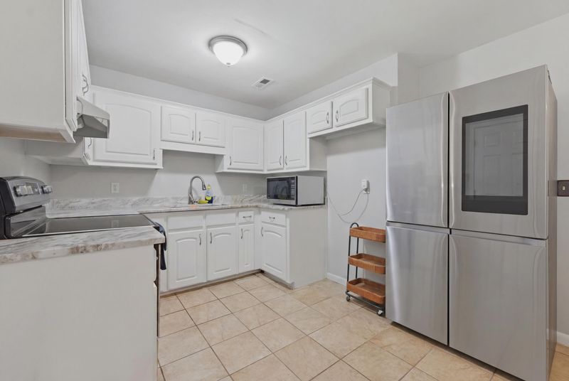 7914 Ebony Ct, North Charleston, SC 29420