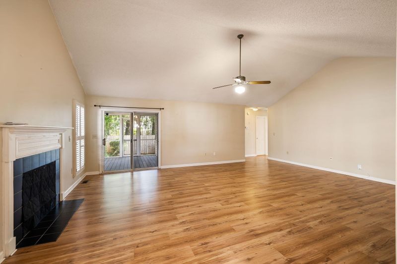 464 Cessna Ave, Charleston, SC 29407