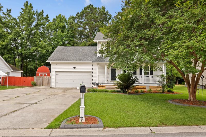110 Lipman St, Summerville, SC 29483