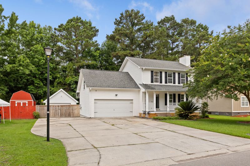 110 Lipman St, Summerville, SC 29483
