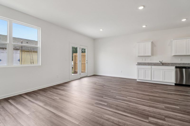 128 Cotton Leaf Blvd #6, Summerville, SC 29486