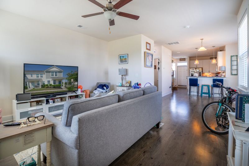 3931 Four Poles Park Dr, North Charleston, SC 29405