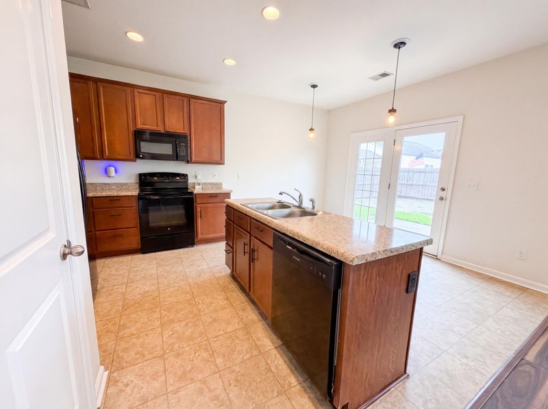 457 Stoney Field Dr, Moncks Corner, SC 29461