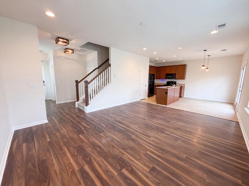 457 Stoney Field Dr, Moncks Corner, SC 29461