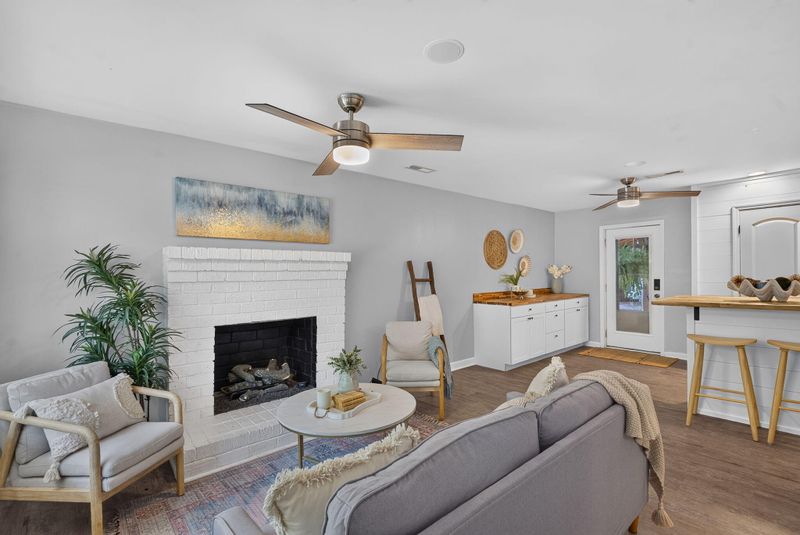 8 San Miguel Rd, Charleston, SC 29407