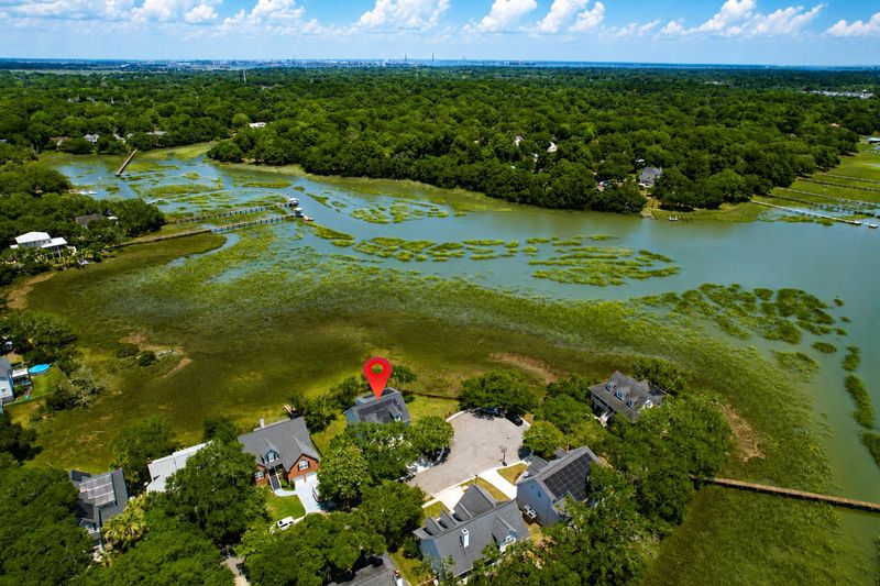 1463 Harborsun Dr, Charleston, SC 29412