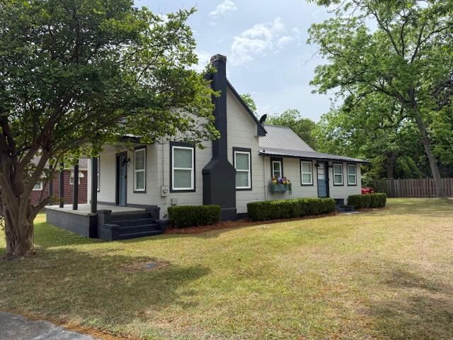 312 S Parler Ave, Saint George, SC 29477