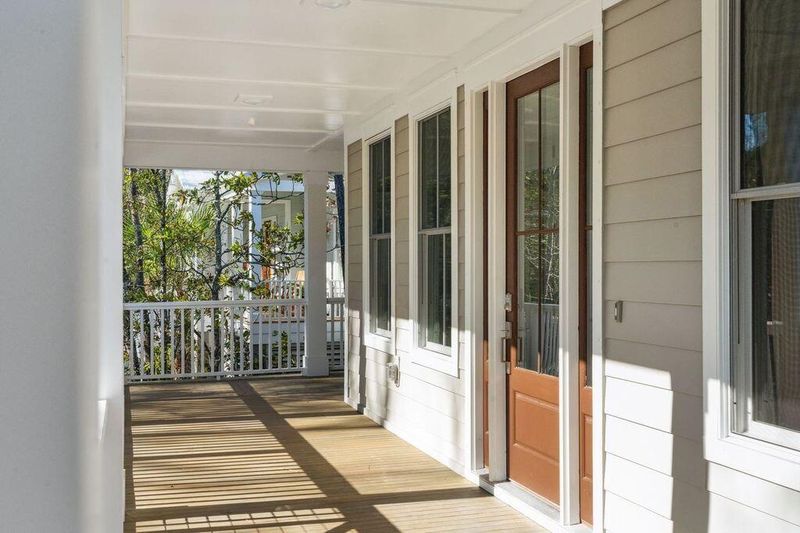 512 Feeder Creek Ln, Hollywood, SC 29449