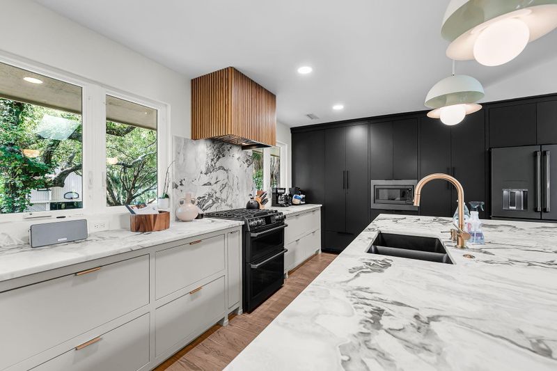 25 Sand Dollar Dr, Isle Of Palms, SC 29451
