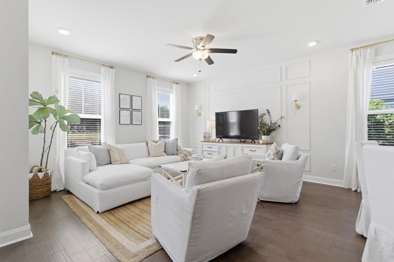 705 Rathall Creek Dr, Charleston, SC 29492