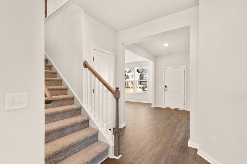 1072 Lettered Olive Ln, Summerville, SC 29485