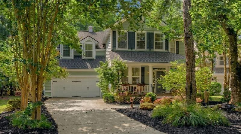 1899 Hall Point Rd, Mount Pleasant, SC 29466