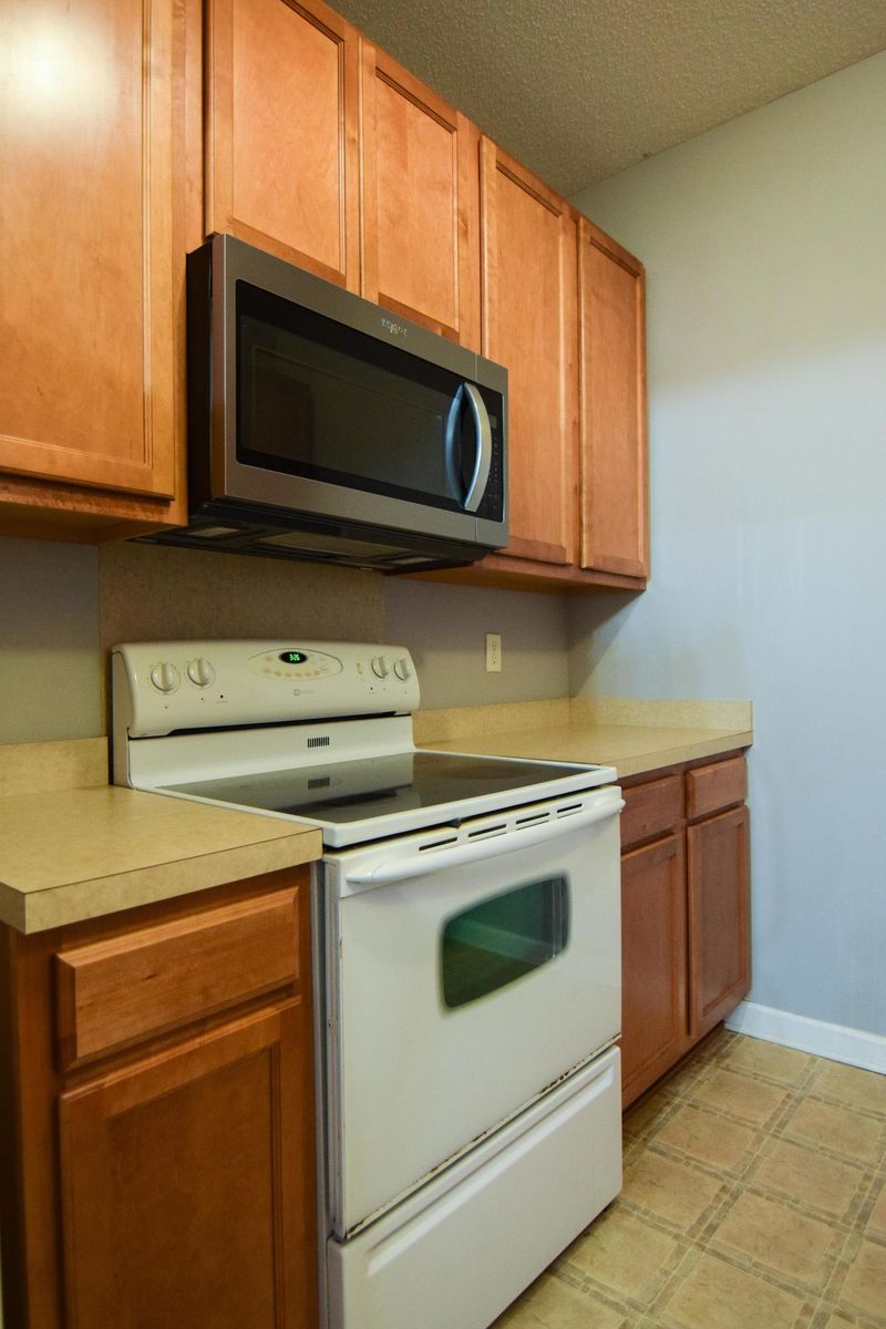 4753 Skillmaster Ct, North Charleston, SC 29418