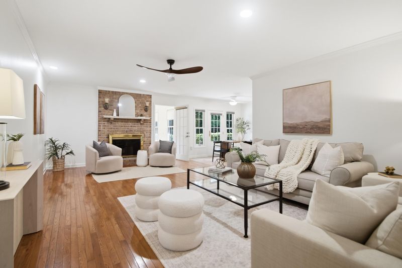 1042 Planters Curve, Mount Pleasant, SC 29464