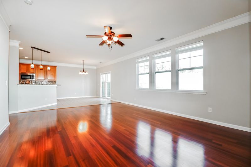 302 Sanctuary Park Dr, Summerville, SC 29486