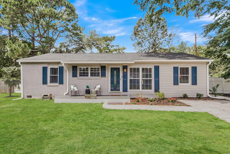 1668 Mepkin Rd, Charleston, SC 29407