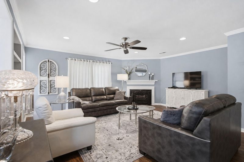 312 Mallard Ct, Mount Pleasant, SC 29464