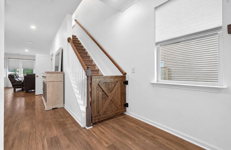 609 Squire Pope Rd, Summerville, SC 29486