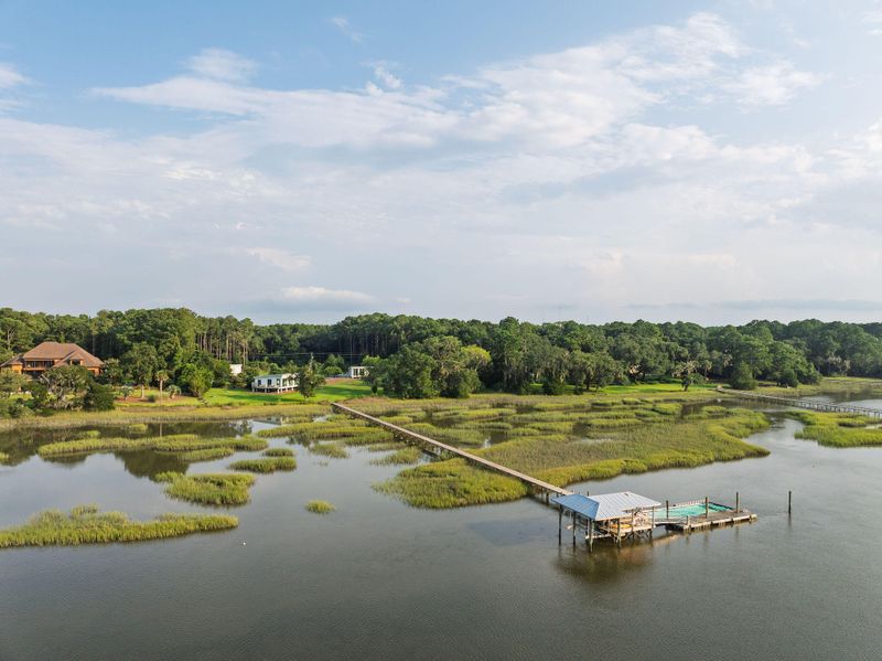 3320 Bohicket Rd, Johns Island, SC 29455