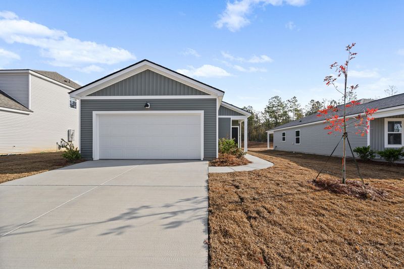 831 Meadowbrook Ln, Summerville, SC 29486