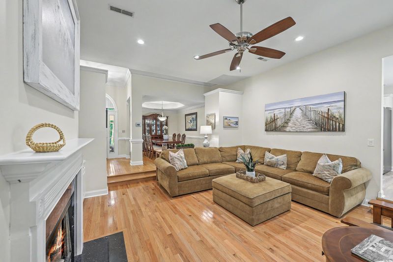 667 Fisherman's Bend, Mount Pleasant, SC 29464
