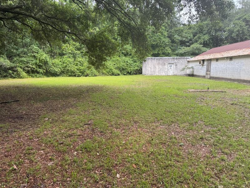 2597 Cainhoy Rd, Huger, SC 29450