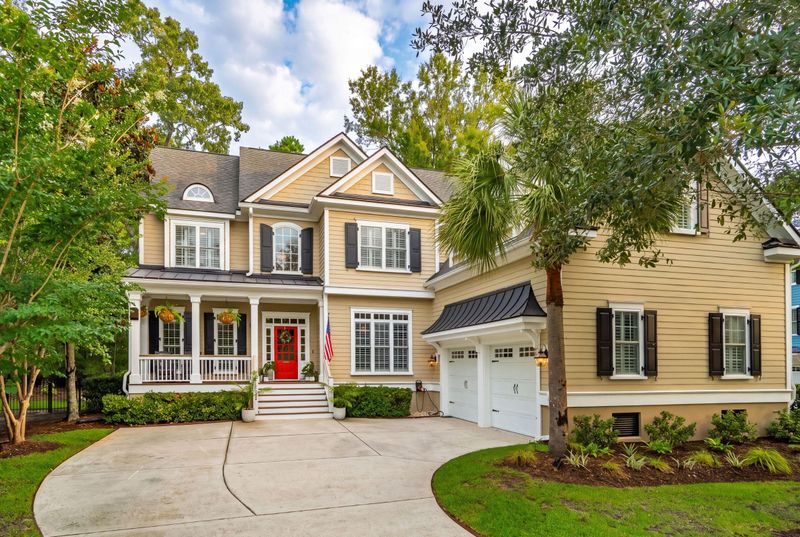 1527 Capel St, Mount Pleasant, SC 29466