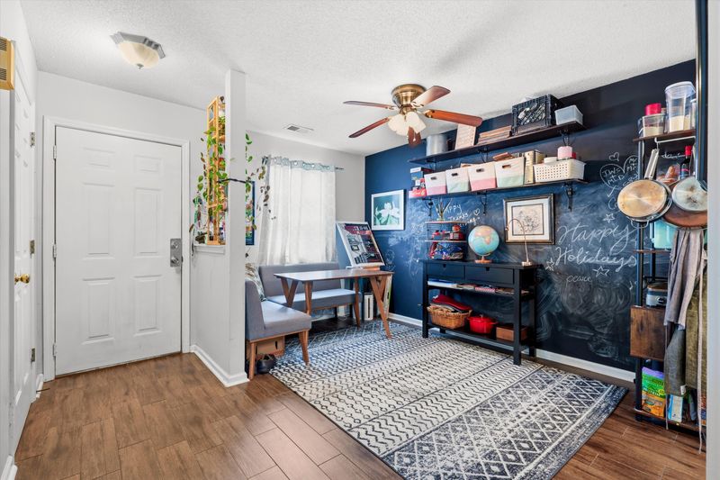1317 Pinnacle Ln, Charleston, SC 29412