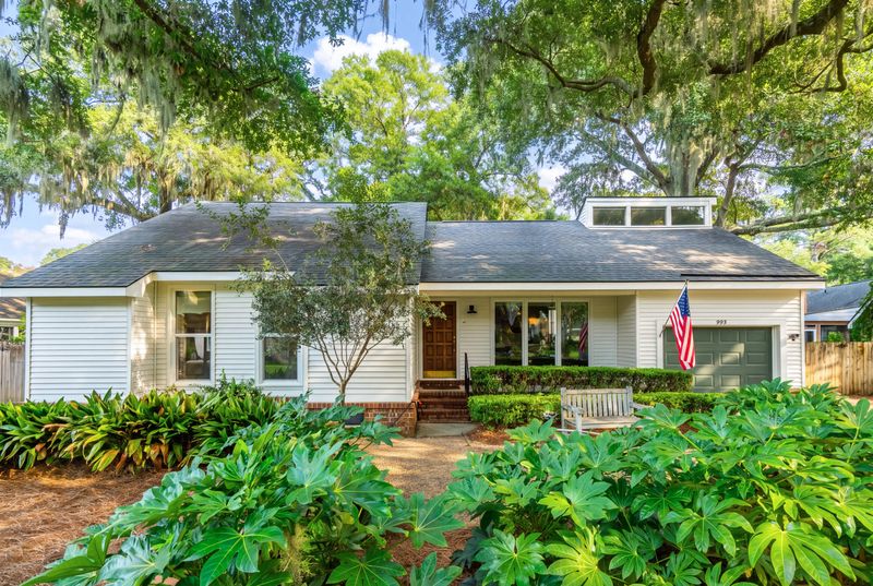 993 Sea Gull Dr, Mount Pleasant, SC 29464