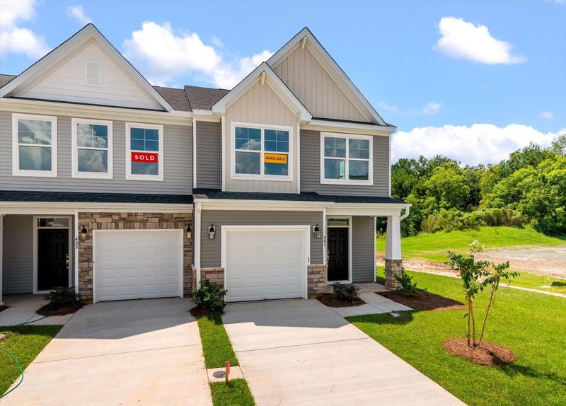 401 Painted Lady Ln, Goose Creek, SC 29445