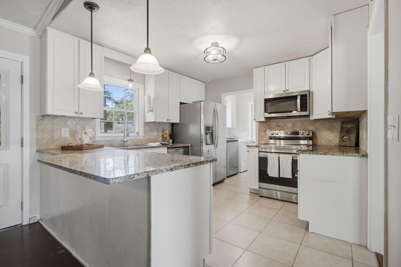 102 Marmet Ct, Summerville, SC 29485
