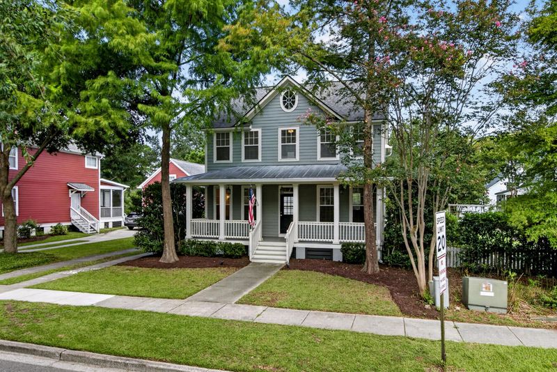 1081 Barfield St, Charleston, SC 29492