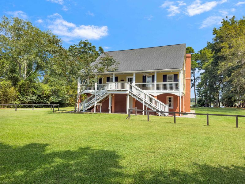 5490 Stono View Dr, Johns Island, SC 29455