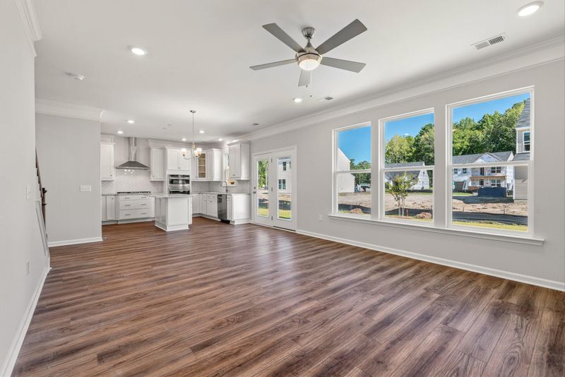 372 Palfrey Dr, Ridgeville, SC 29472