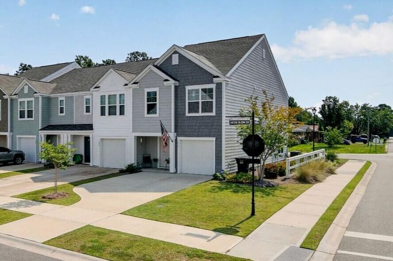 101 Orchid Bloom Cir, Moncks Corner, SC 29461