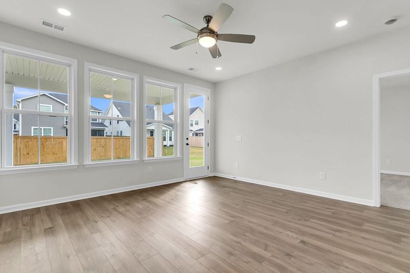 736 Southern Cypress Cir, Moncks Corner, SC 29461