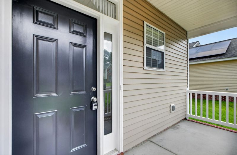 180 Hainsworth Dr, North Charleston, SC 29418