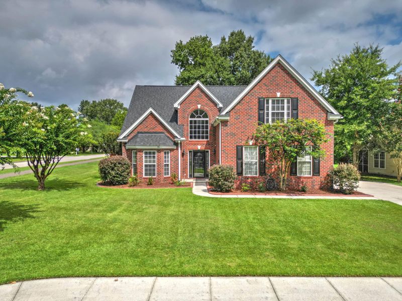 101 Tanglewood Cir, Goose Creek, SC 29445