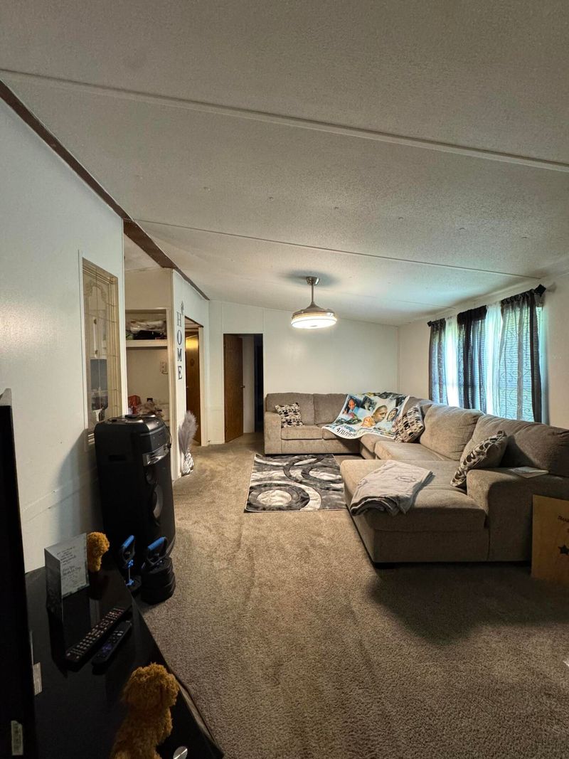 419 Woodhaven Ln, Moncks Corner, SC 29461