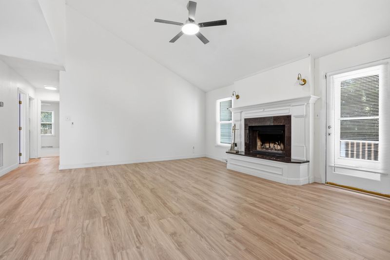 608 Dolphin Dr, Summerville, SC 29485