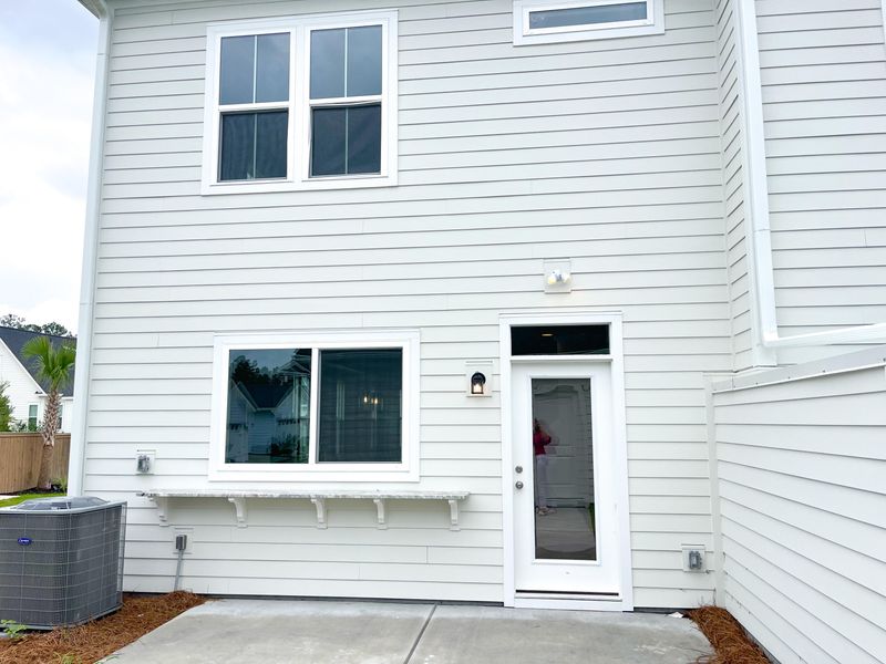 432 Swaying Pine Ln, Summerville, SC 29486