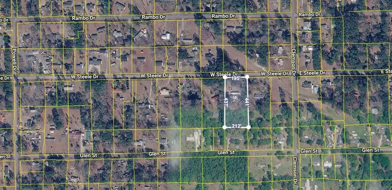 121 W Steele Dr, Summerville, SC 29483