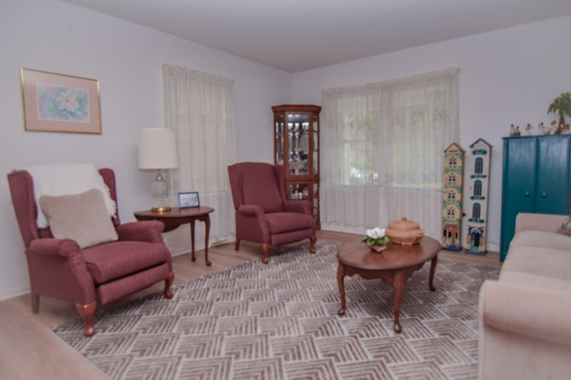 4735 Ivydale Dr, North Charleston, SC 29405