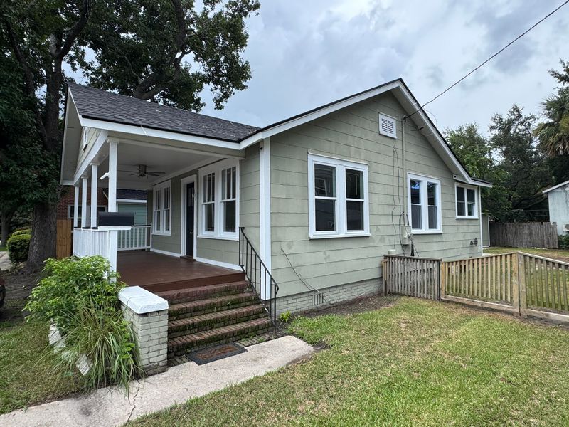 111 Magnolia Rd, Charleston, SC 29407